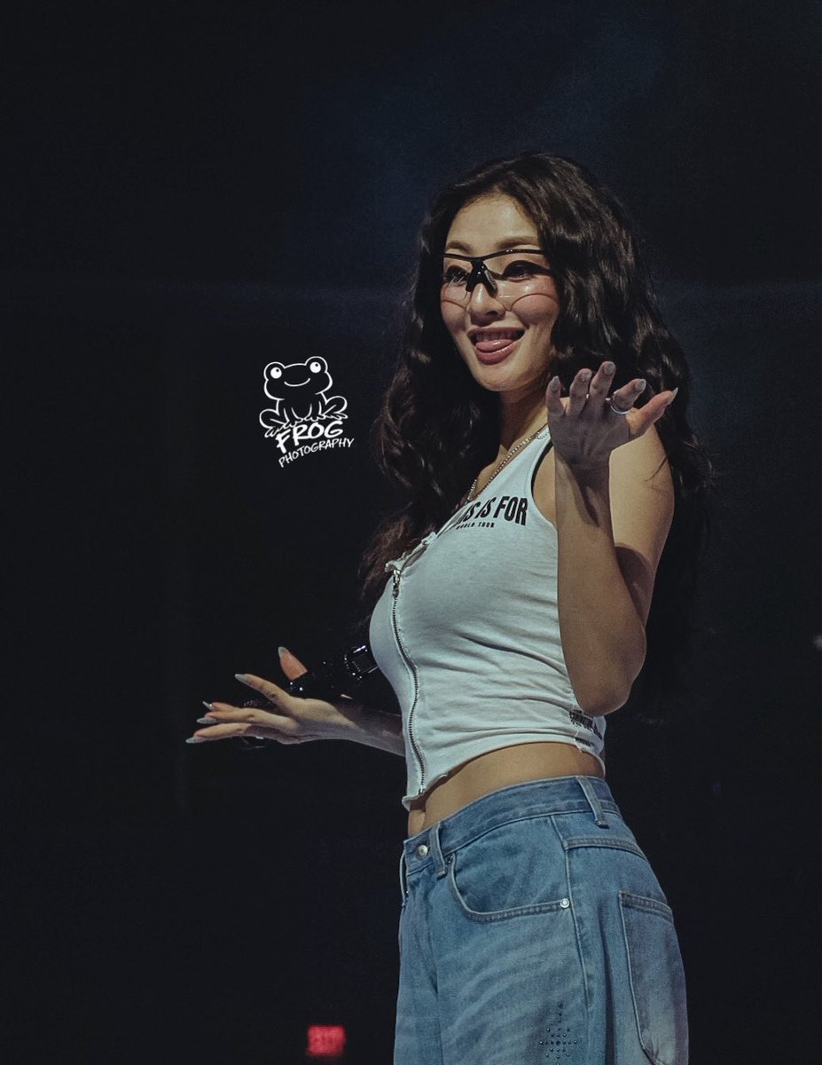 FrogPhoto's tweet image. Quick edits on the phone of Momo, Nayeon, Jihyo &amp;amp; Jeongyeon in Austin
More to come in the next few days.

📸 @FrogPhoto (@/frogphotography on IG)
please credit/tag &amp;lt;3

#TWICE #트와이스 #THISISFOR
#TWICE_THISISFOR_WORLD_TOUR
#TWICE_THISISFOR_WORLD_TOUR_IN_AUSTIN