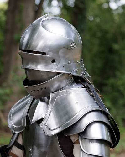 Phox_ART's tweet photo. Helmet based off of Dark Knight Armoury
https://t.co/ORXTqKtsIt https://t.co/Enyp24iUek