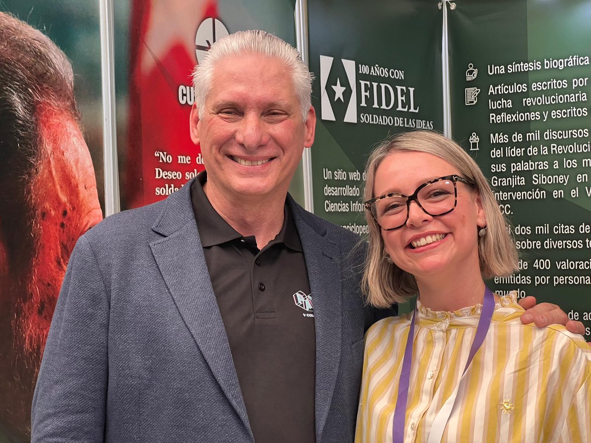 Voy a ser breve: 

¡Admiro a este hombre guapo que no pierde la ternura!

🇨🇺✊

¡Viva Cuba siempre libre y soberana!