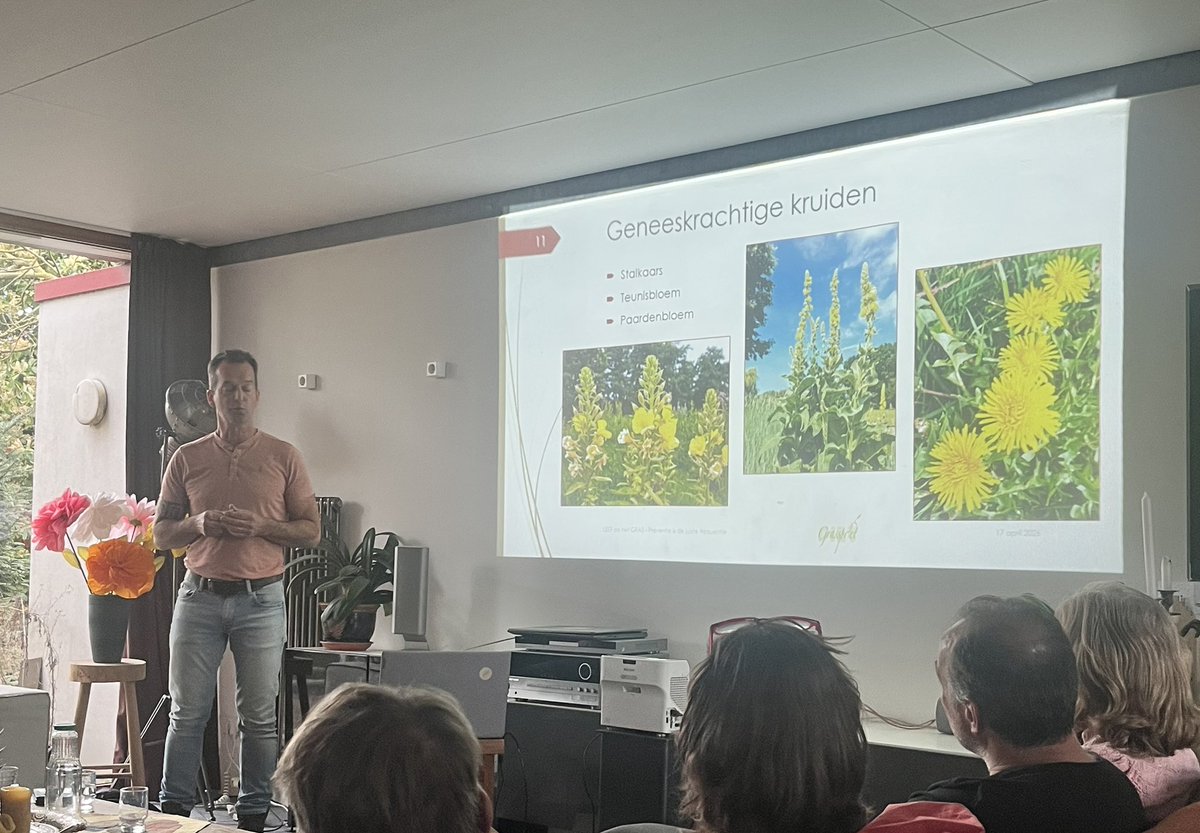Wat een mooie inspirerende avond met een prachtige lezing in een mooie setting van een bijzonder mens <a href="/PGrasspriet/">Piet Grasspriet 🌾</a> samen met zijn vrouw <a href="/VoetreflexSonja/">Voetreflex Praktijk Sonja</a> zoveel positiviteit en heelheid.