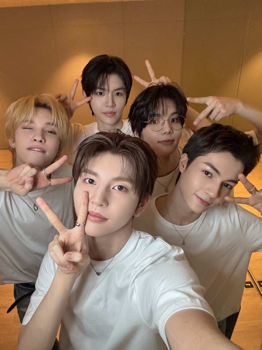 𝖲𝖬𝖳𝖱 # 𝖣𝖺𝗇𝗂𝖾𝗅 𝖫𝖾𝖾 tweet media