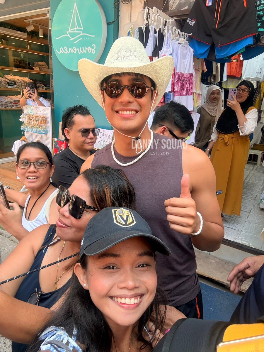 One of our members had the chance to meet Donny! Looking so sooo good! 😎🔥☀️

<a href="/donnypangilinan/">Donny</a>
#DonnyPangilinan #TayoSaWakas