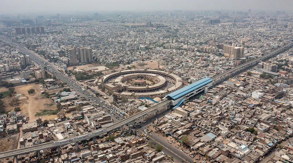 Long way to Go

📍Ahmedabad, Gujarat