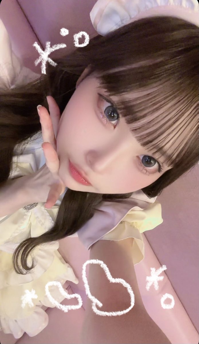 めろん tweet media