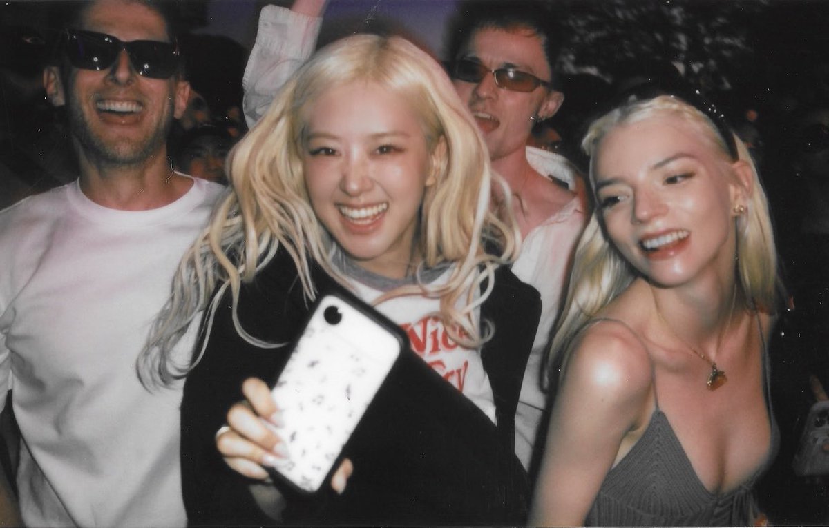 rosé instagram update