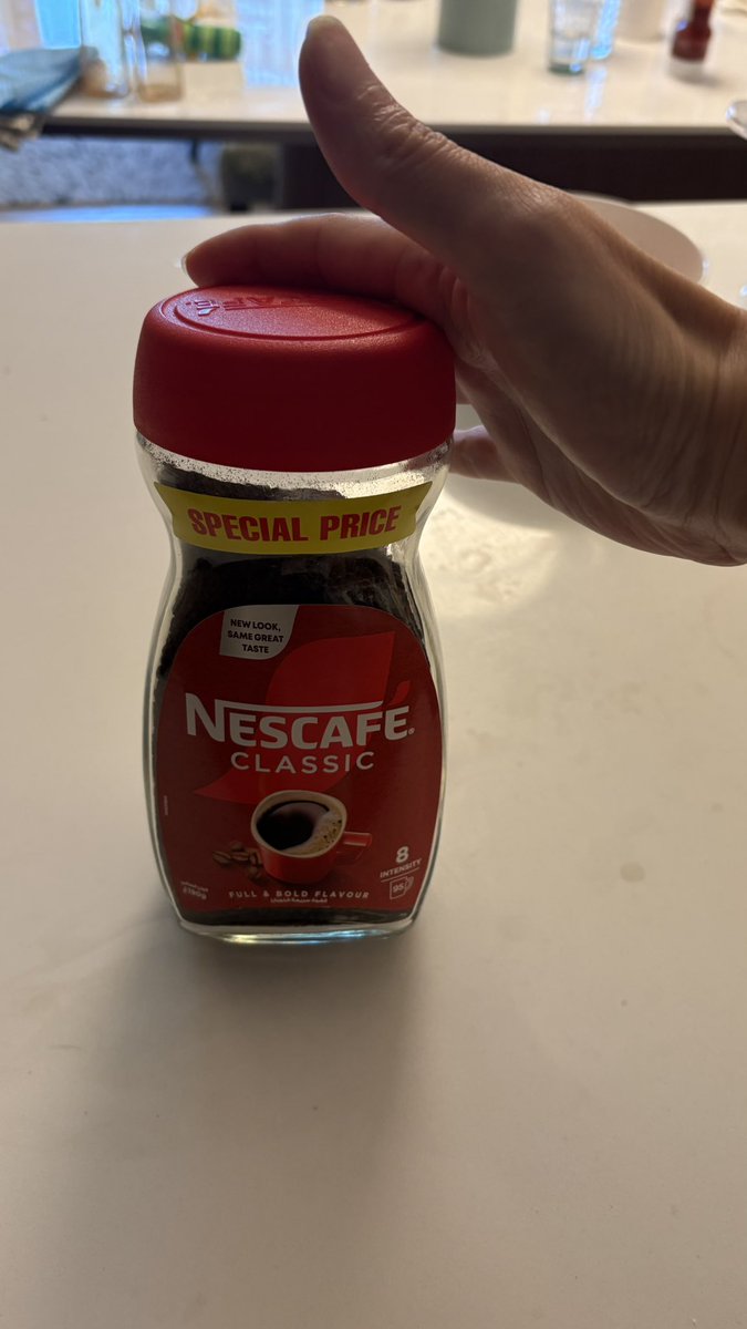 LAYTH（利思） tweet media