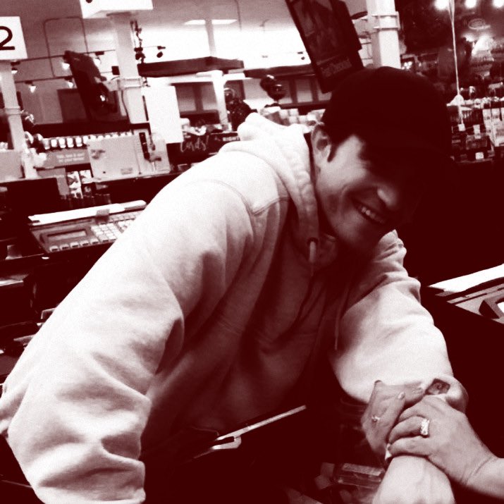 — Ⓗ AYES Ⓖ REY. tweet media