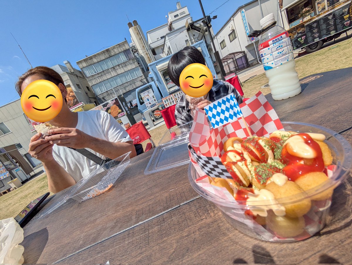 ままーん tweet media