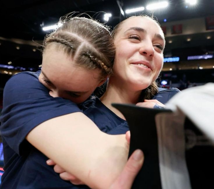 for the people who knew about paige and nika's relationship just now LMAO touch some grass