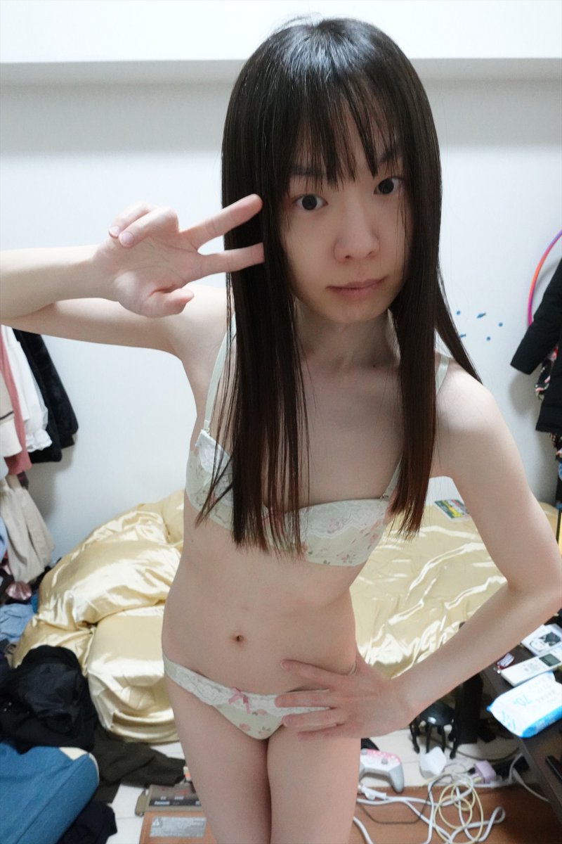 といろ tweet media