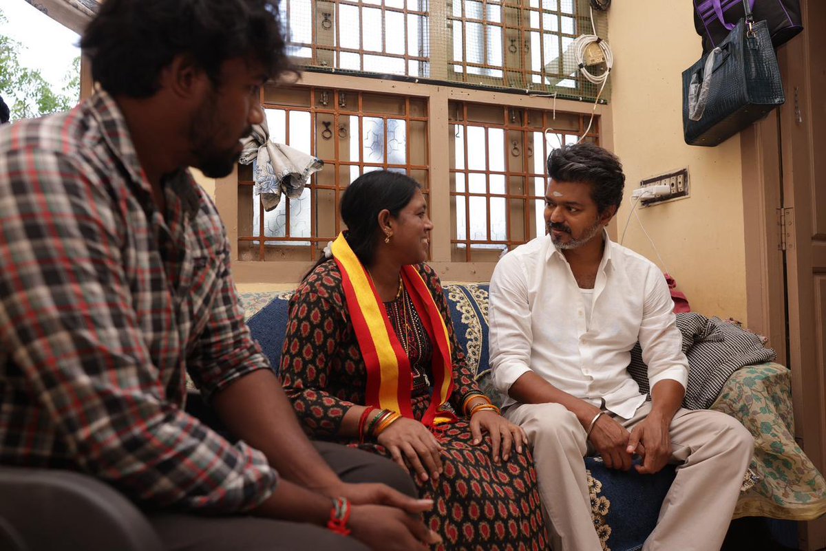 பெரம்பூர் தொகுதி மக்களுடன்!

#VoteForTVK #VoteForWhistle #TVKForTN2026