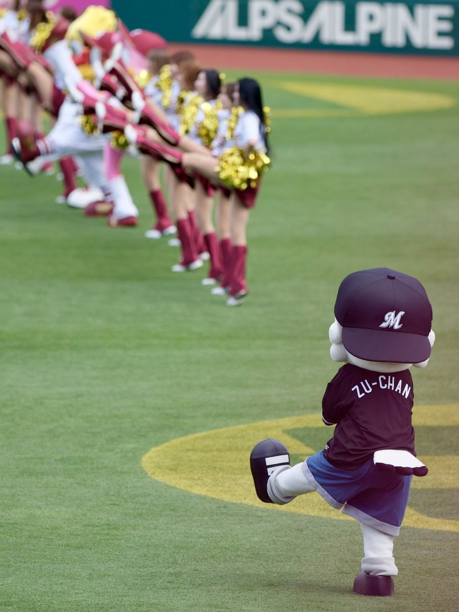 マーくろう tweet media