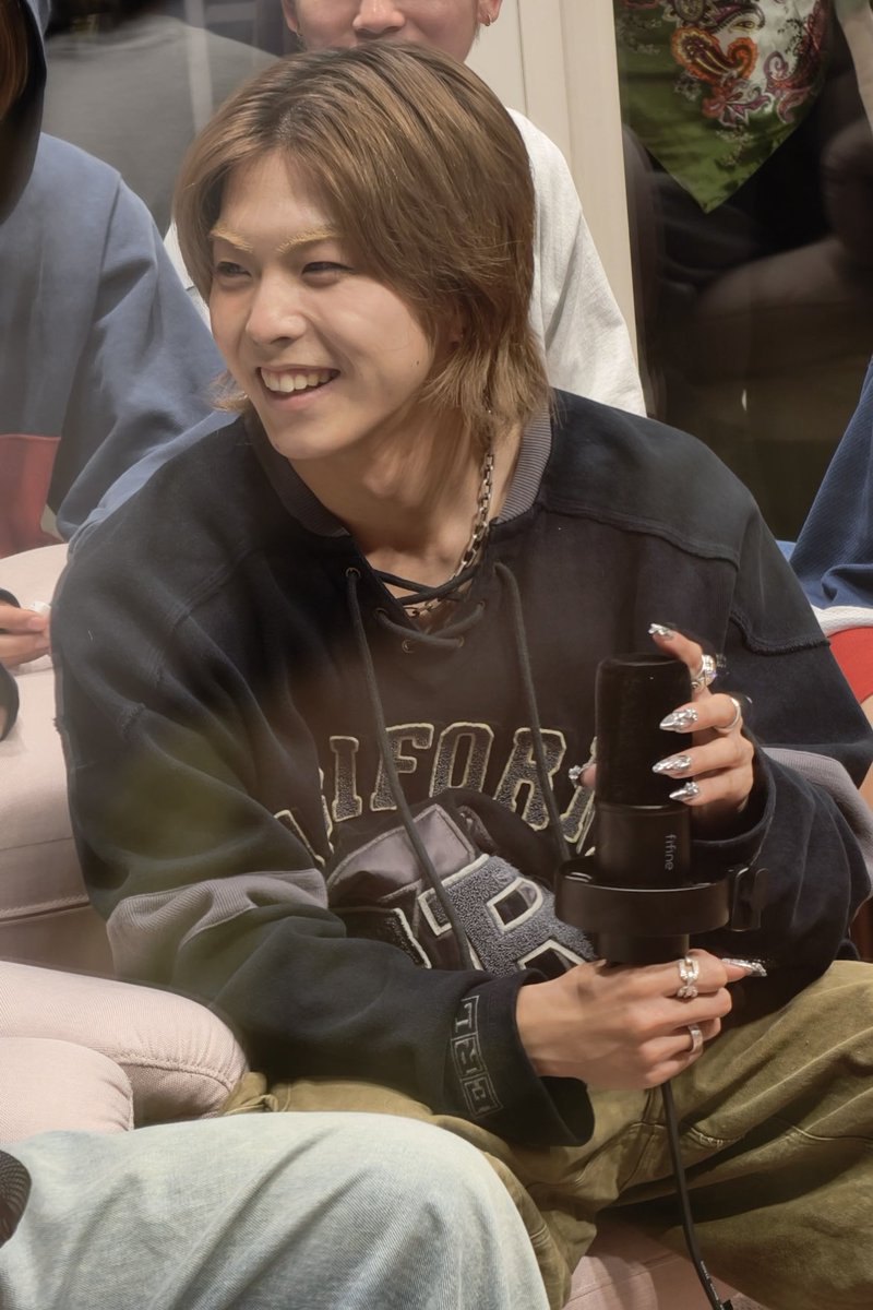 บะอัว☆彡 tweet media