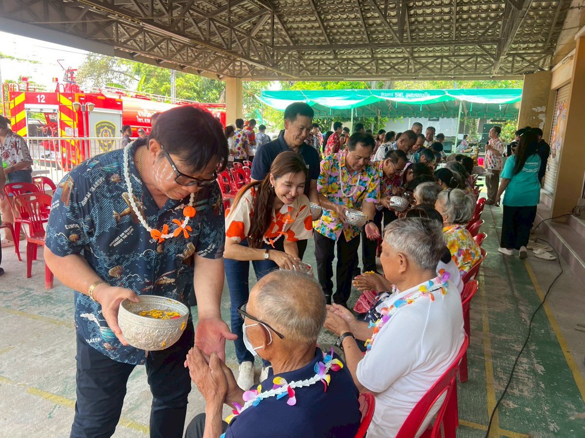 เอิร์ธ ~ กมนทรรศน์ กิตติสุนทรสกุล 🧡 tweet media