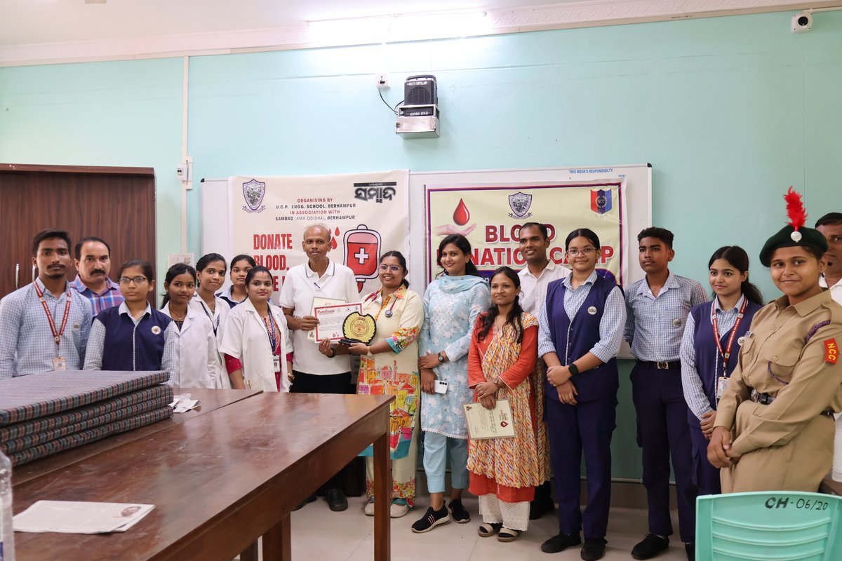 ucp_engg's tweet photo. Glimpse of blood donation camp organised at UCPES on 17th April https://t.co/IPBYCjbOS6