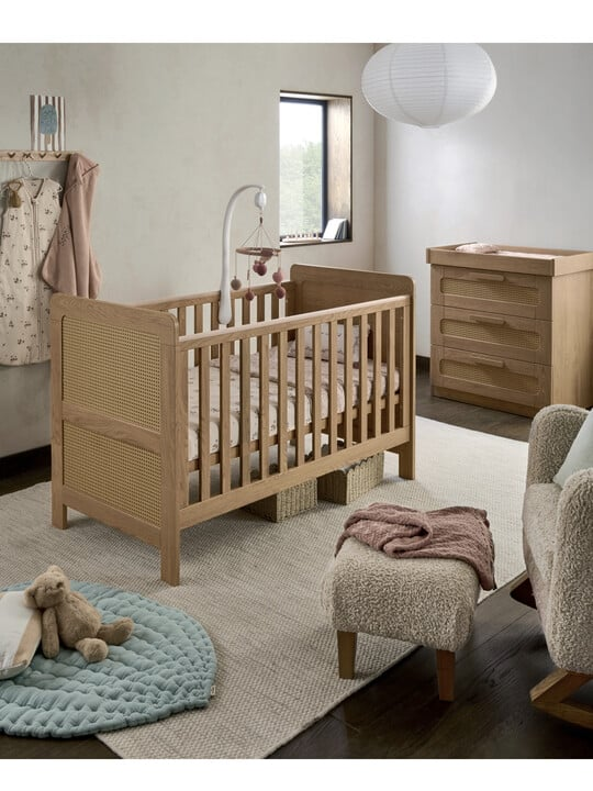 CouponSavingsAE's tweet image. Esna 2 Piece Cotbed Set with Dresser Changer - Rattan at Mamas &amp;amp; Papas 

Price: AED 4,500.00

Coupon Code: FA555

Buy Now: tinyurl.com/3tr7pv5r

Get #coupons from:
couponsavings.ae/coupons/mamas-…