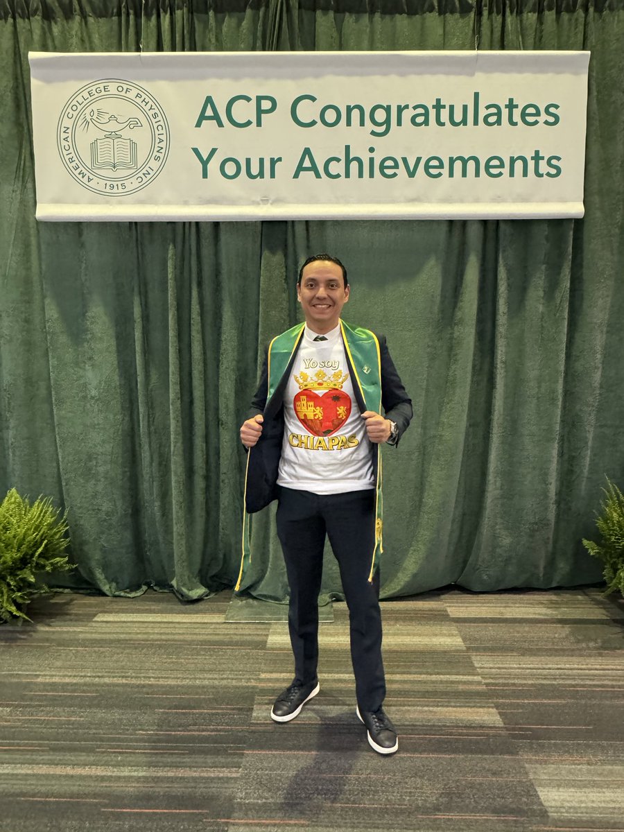 drmelgar's tweet photo. Hoy cumplo un sueño más Fellow del American College of Physicians. 
Vamos por más.

#FACP #IM2026 https://t.co/Z8NtusXafH