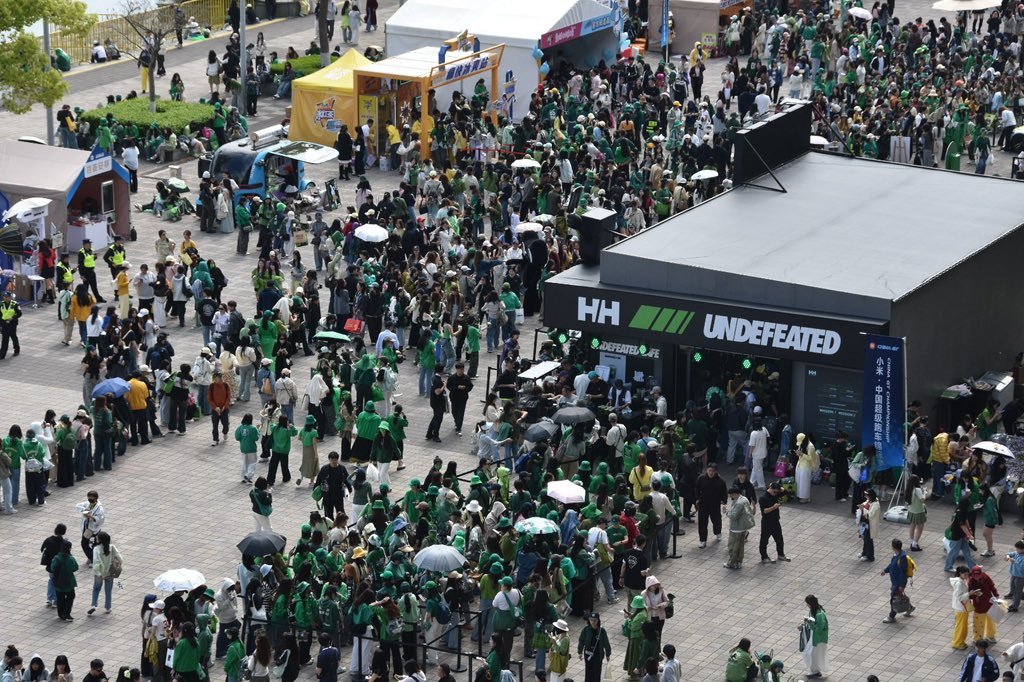 WANG YIBO SOURCES tweet media