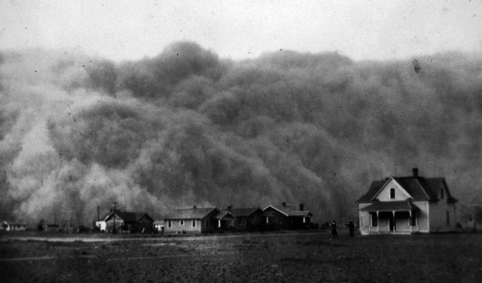 LRonLacy's tweet image. #OTD in 1935
‘In this April 18, 1935, file photo provided by the National Oceanic &amp;amp; Atmospheric Administration from the George E. Marsh Album, a dust storm approaches Stratford, Texas.’
#DustBowl #DustStorm #blackandwhitephotography #GreatDepression #Stratford #Texas #GreatPlains