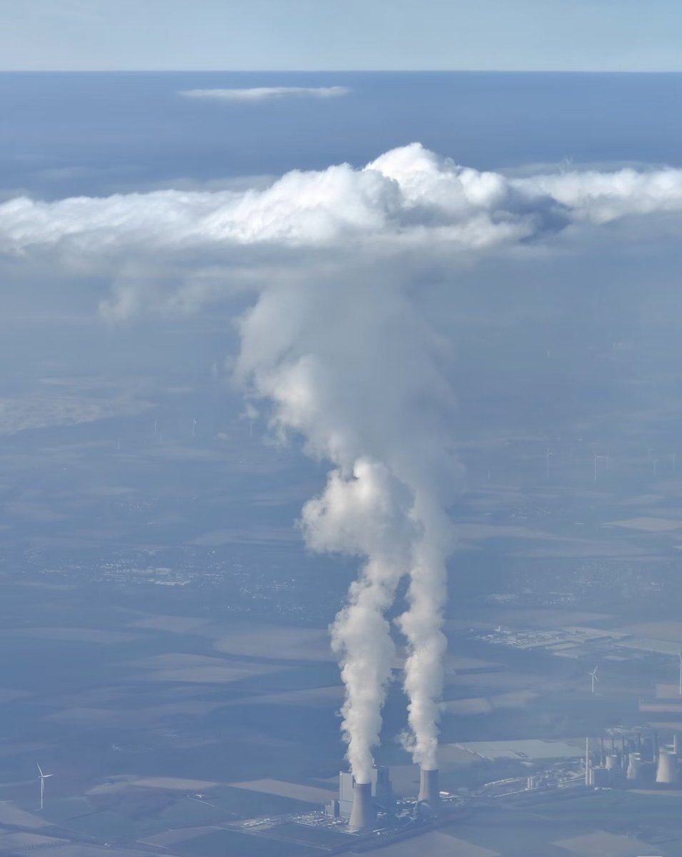 tlystudy's tweet image. This country has mastered the #technology of artificial clouds.