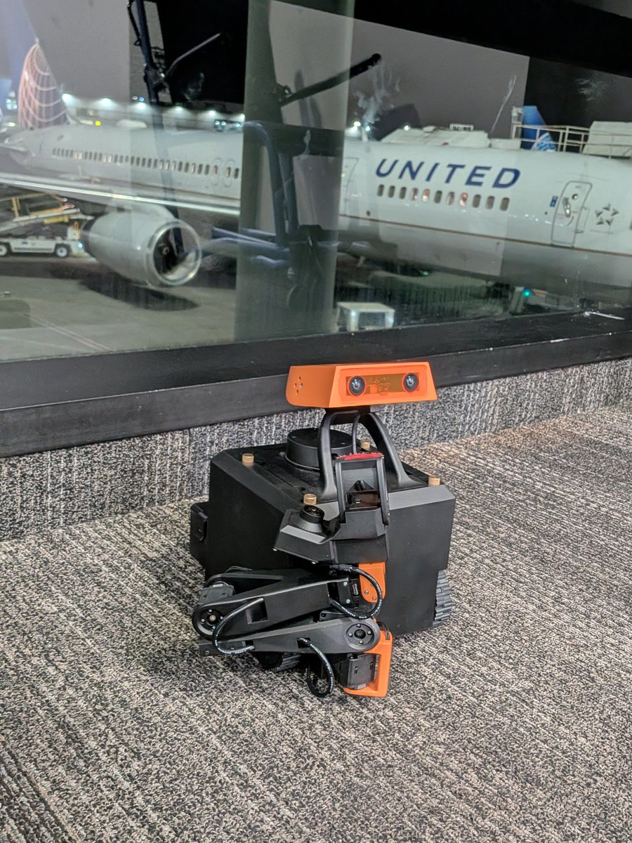 karmanyaahm's tweet photo. MARS is going to Austin!

@innate_bot https://t.co/XZujROuSuT