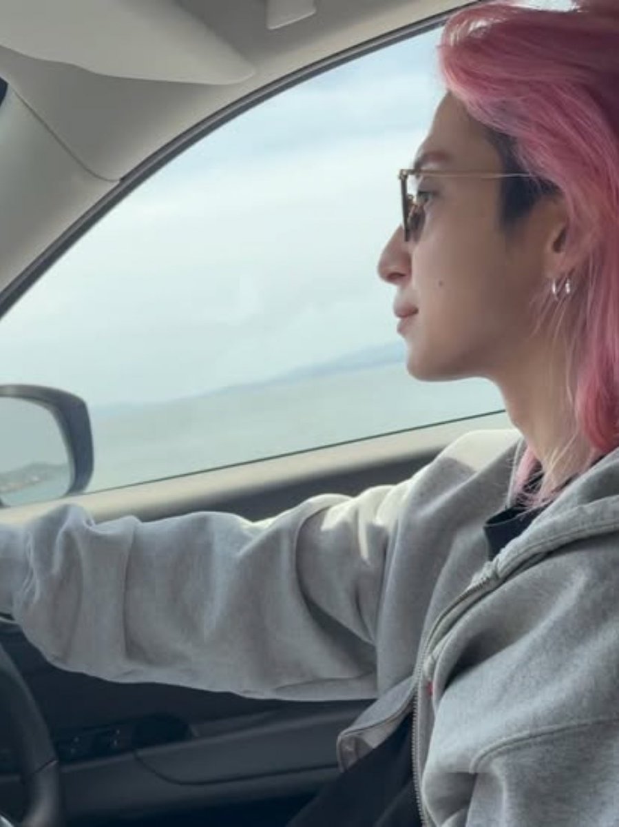 39⭐️ tweet media