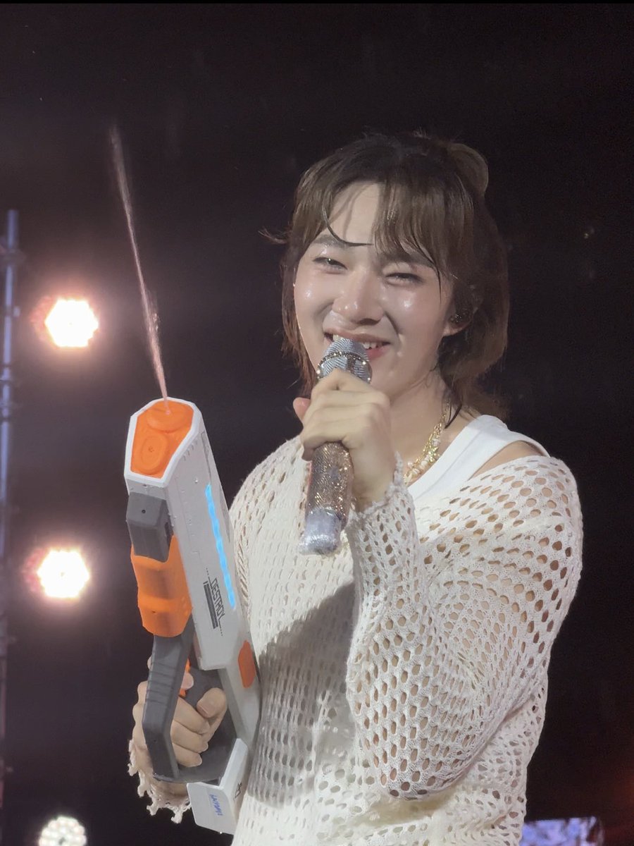 Lyn ෆ⃛ tweet media