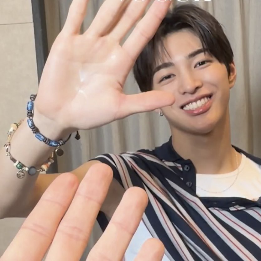 건호 겨드랑이 tweet media