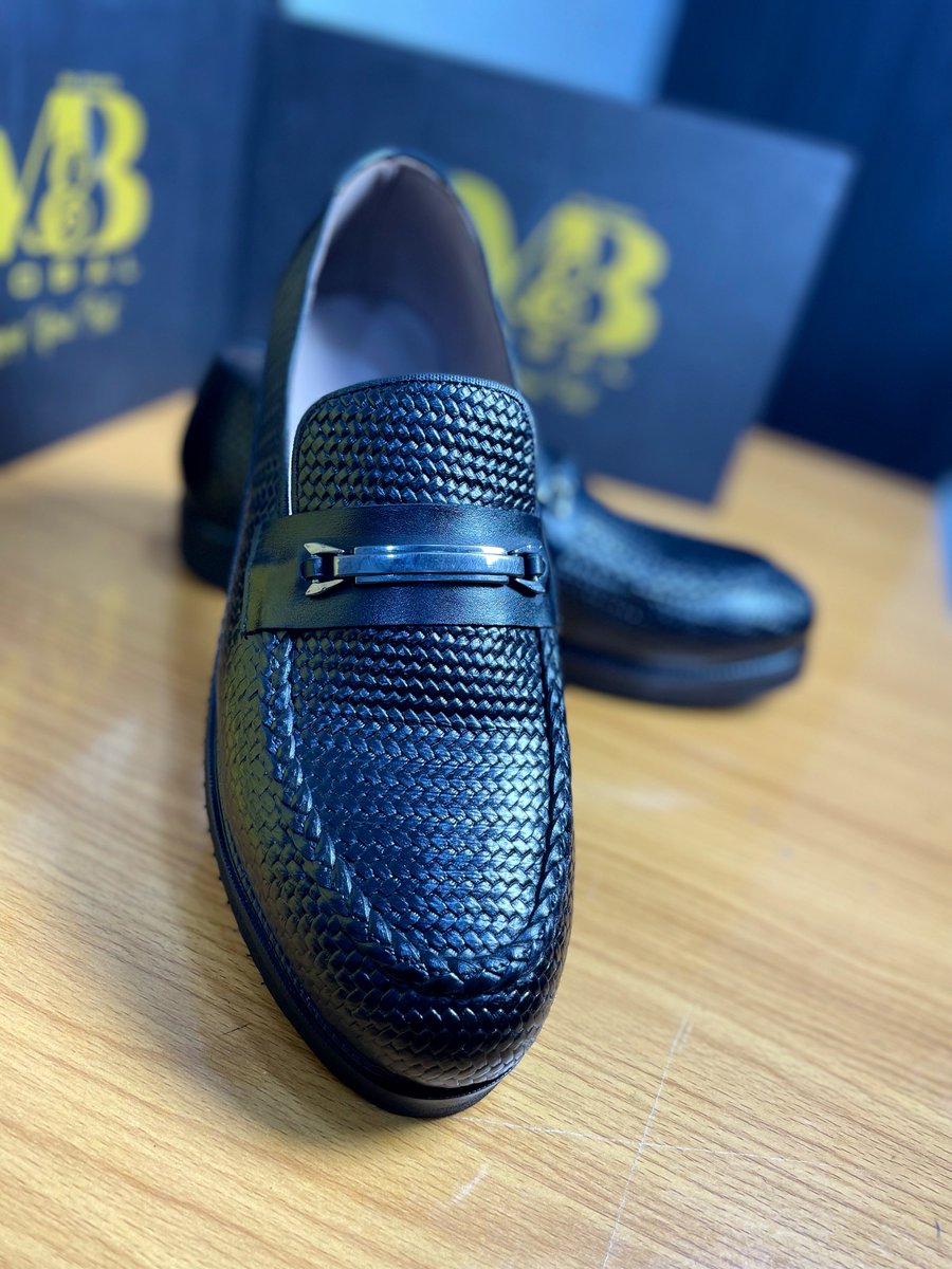 Muize | 👞🤝 tweet media
