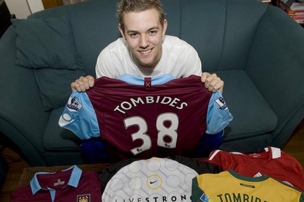 Billy Bonds Stand tweet media