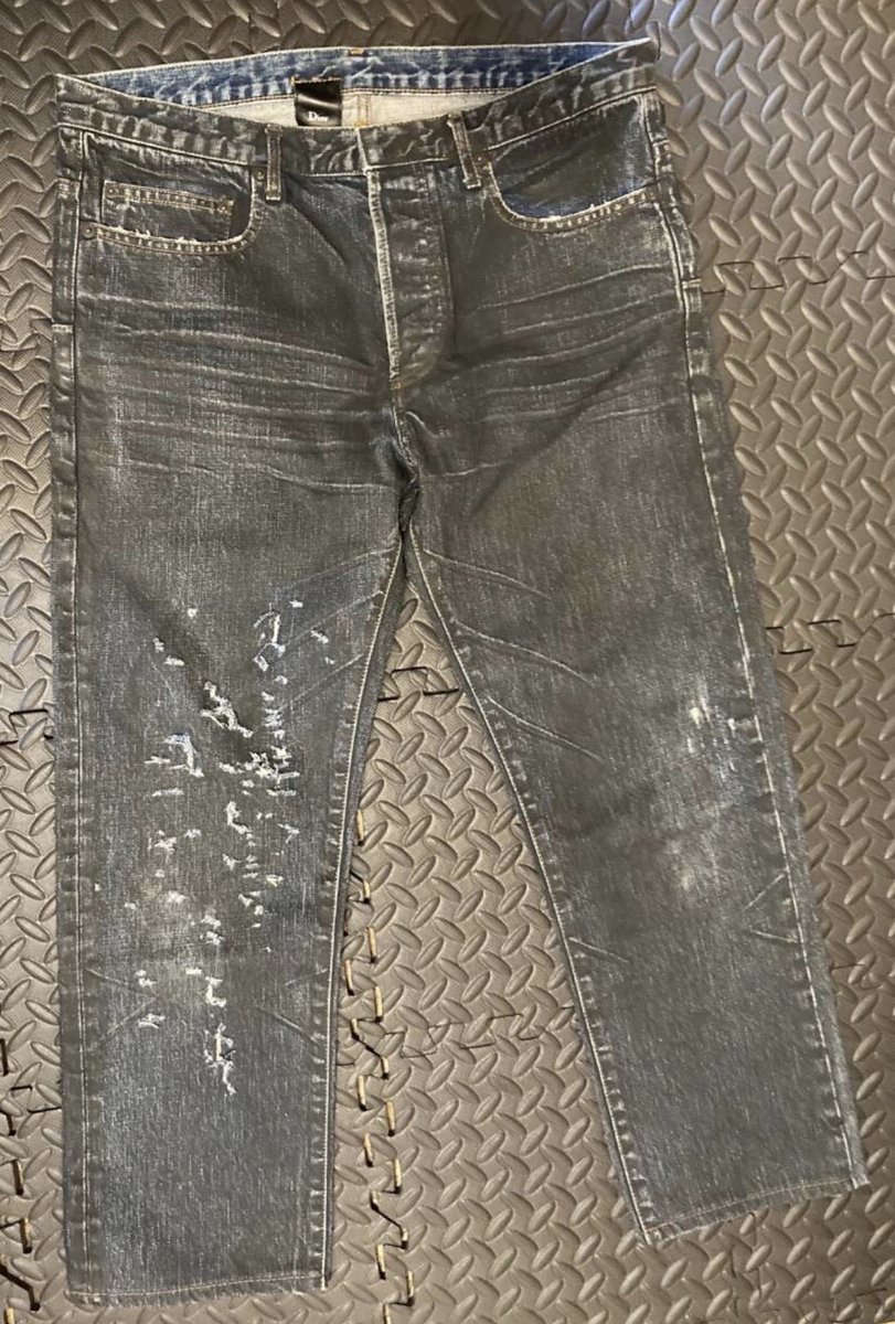 2007Homme tweet media