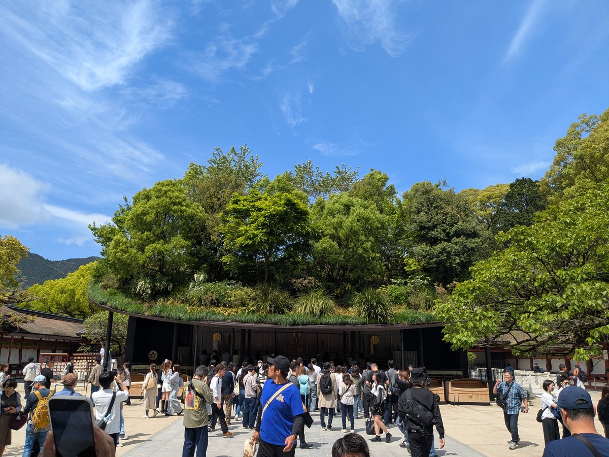 ensyuritsu's tweet photo. 太宰府天満宮で資格試験合格を祈願していただきました。 https://t.co/FY9yn2ZohD
