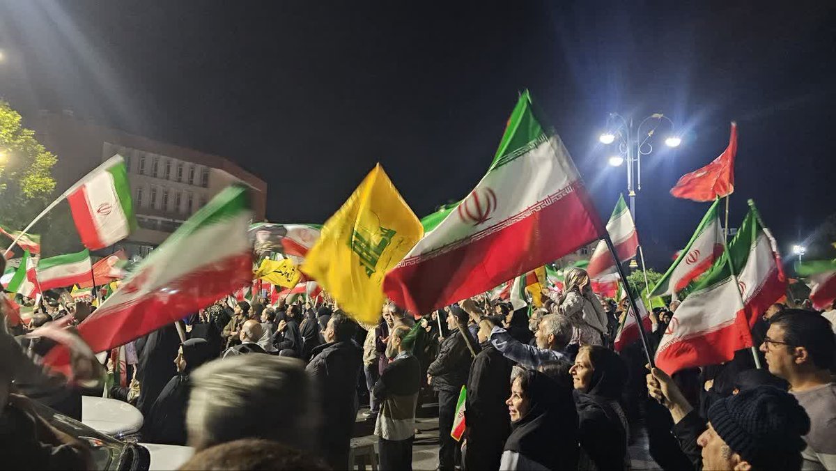 ایران، نماد پیروزی بر ظلم. #آمریکا_شکست_خورد #PowerfulIran
