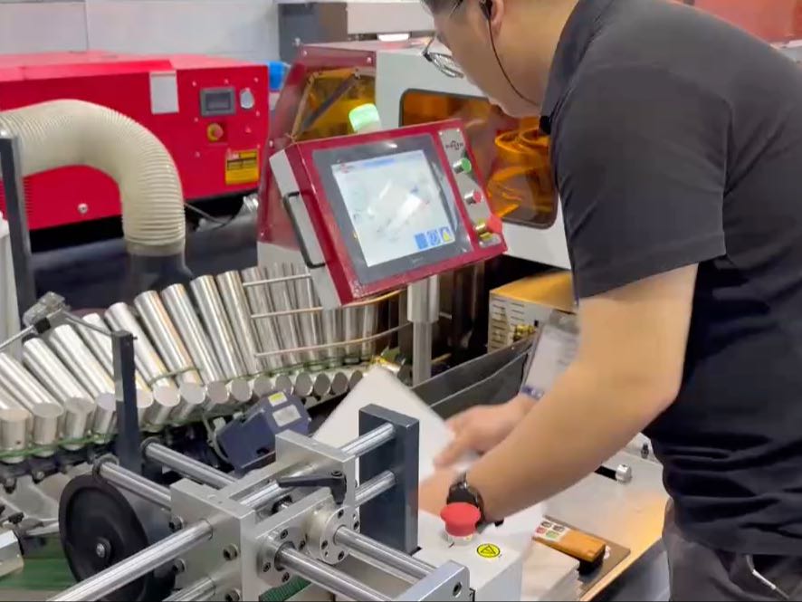 bosid2285's tweet image. ⚙️📚Stable, efficient &amp;amp; durable machines with smooth operation. Focus on precision, reliability &amp;amp; long service life for bookbinding &amp;amp; finishing solutions.
#Bosid #PostPrintingEquipment #BookBinding #PrintingMachinery
zjlxbsd.com