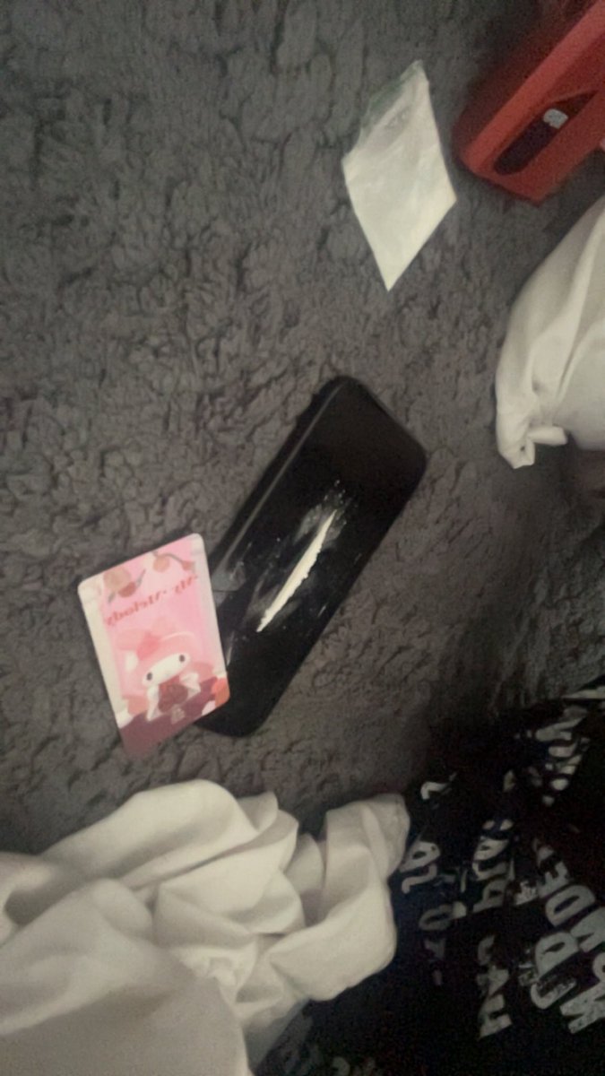 viscaldiary's tweet photo. morning line   GOODMORNING OOMFS 😇😇😇😇😇😇#drugtwt https://t.co/ZeRf78gLNX