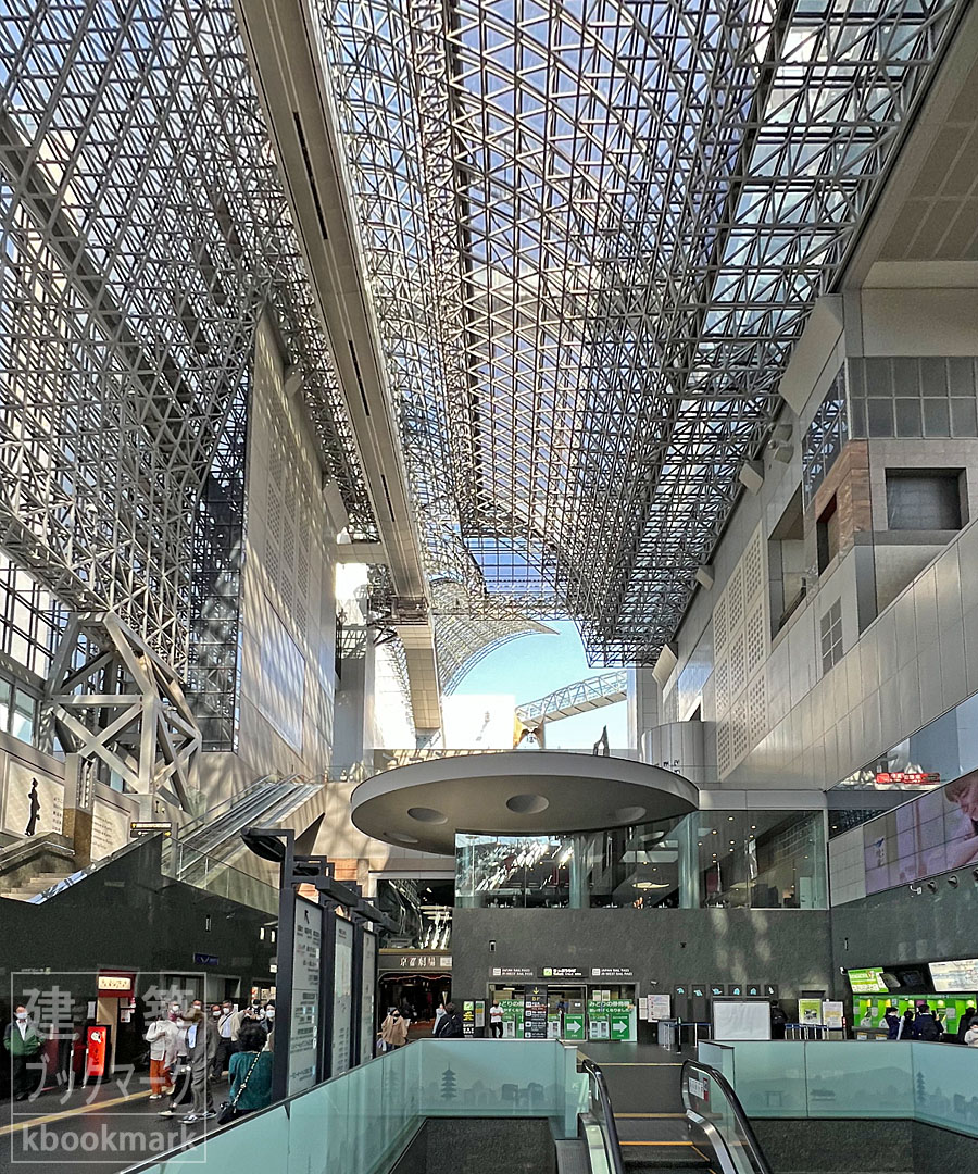 kbookmark's tweet photo. JR京都駅ビル / 原広司 / 京都 https://t.co/U9jHtMIfL9