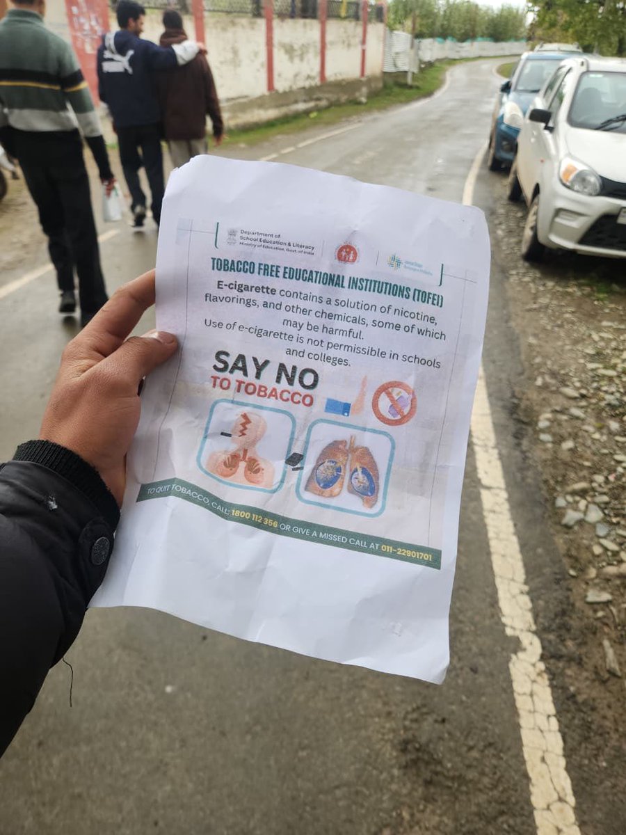 dicbudgam's tweet image. Drug awareness &amp;amp; safety measures programme conducted at BHS Attina Beerwah, sensitizing students about harmful effects of substance abuse and promoting a healthy, drug-free lifestyle.

#NashaMuktBharatAbhiyan #SayNoToDrugs #Beerwah #Budgam #DrugFreeIndia ⁦@diprjk⁩