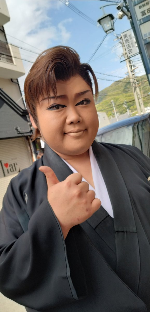 Sanae tweet media