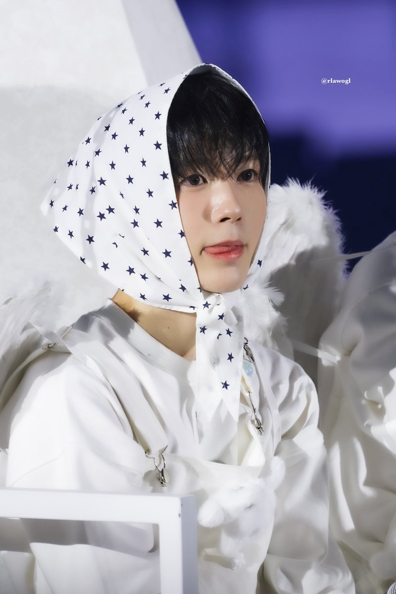 Rini ⚘ tweet media