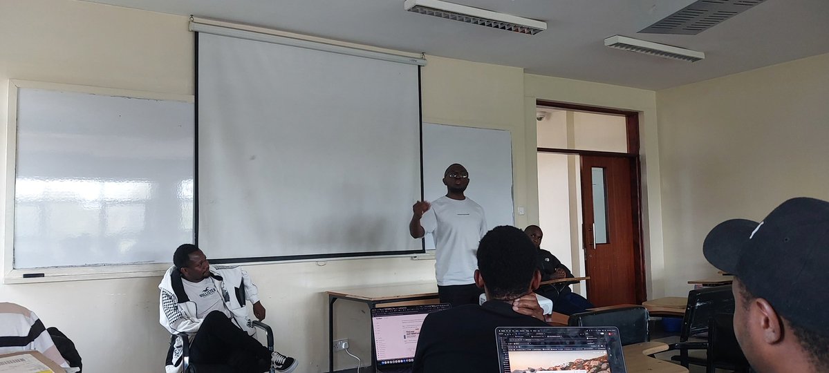 Kotlin Kenya tweet media