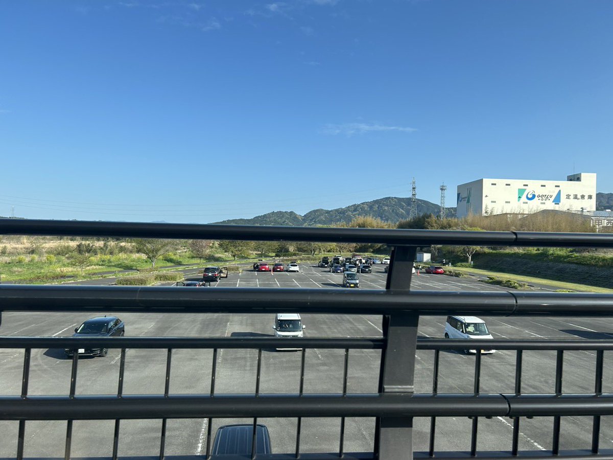 mutaryo_'s tweet photo. @takezou625 僕もこっそり控えめに通り過ぎました🤣 https://t.co/fpiehT3HsK
