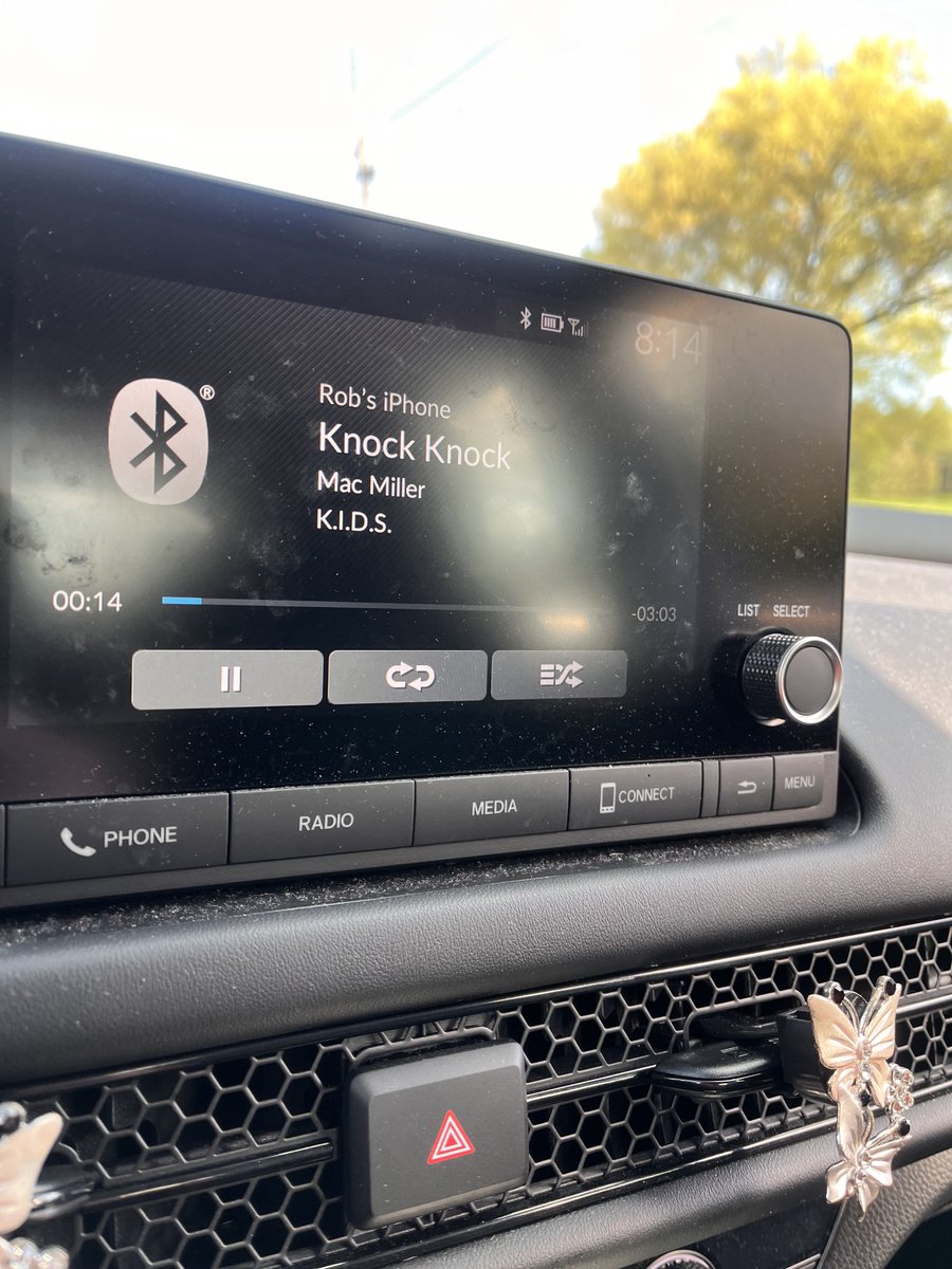 X- Rob🛸👽 tweet media