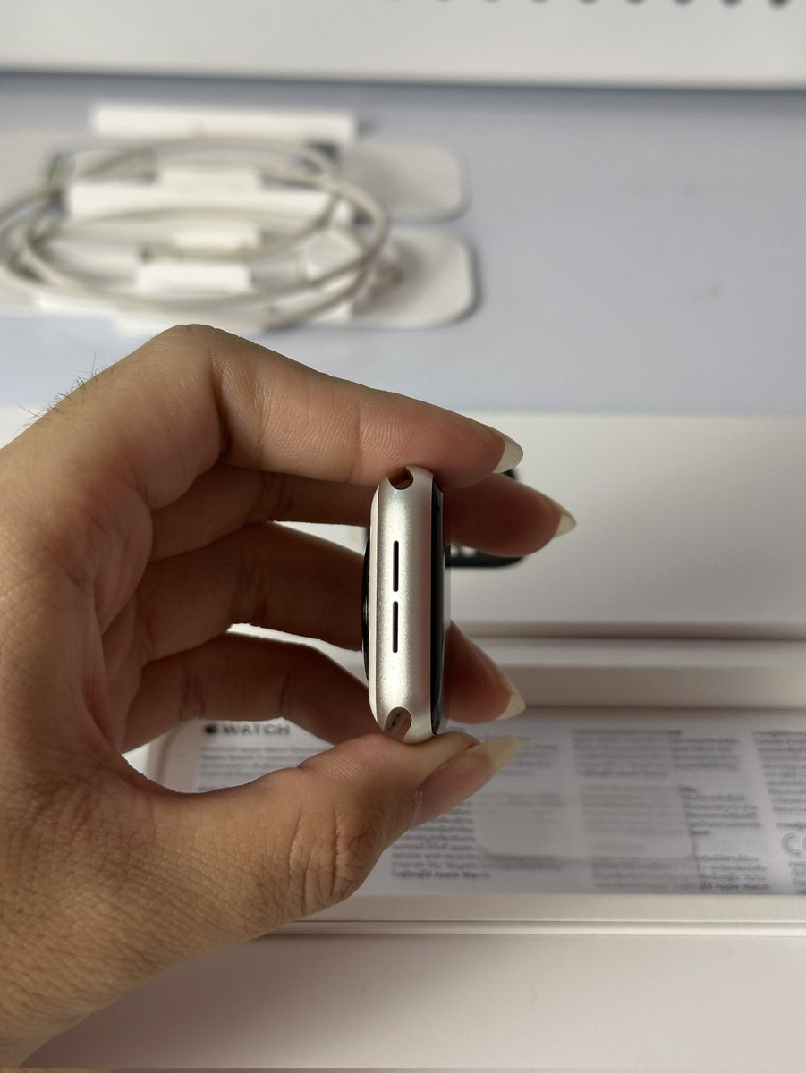 imyourbowwsx's tweet image. Apple Watch se2 แบต98% 
เจ้าของขายเอง
✅สภาพเครื่อง98%
✅อุปกรณ์ครบกล่อง
✅สุขภาพแบต 98%
✅ราคา4,300 บาท
นัดรับ BTSสยาม,บางหว้า,Mrtบางแค 
ทักขอดูรูปเพิ่มเติมได้นะคะ🫡
#applewatchมือสอง #ส่งต่อapplewatch #applewatch