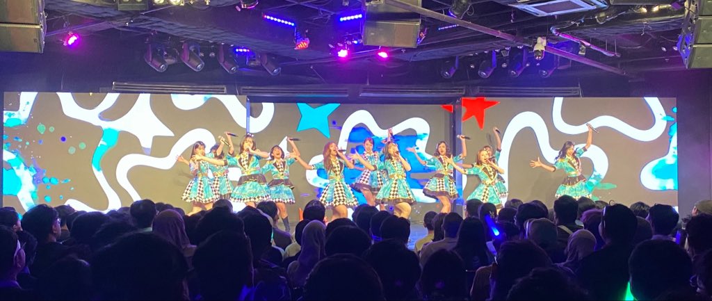 moshi2jkt48 tweet media