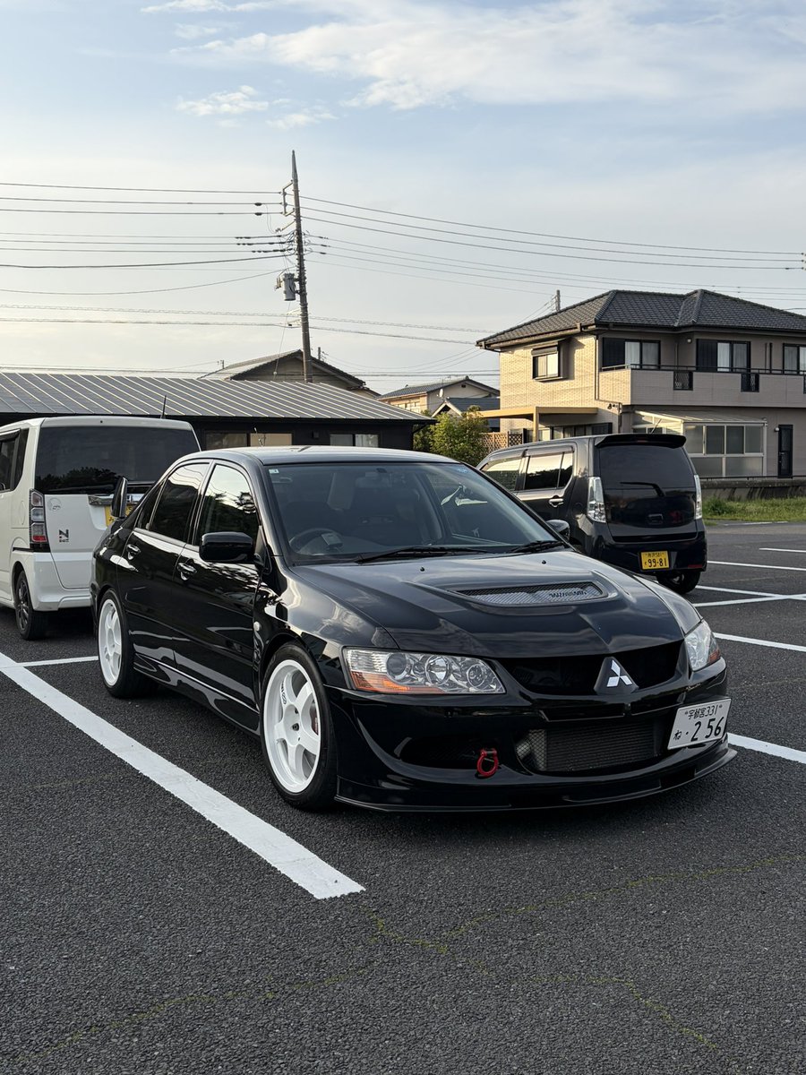 ゆ tweet media