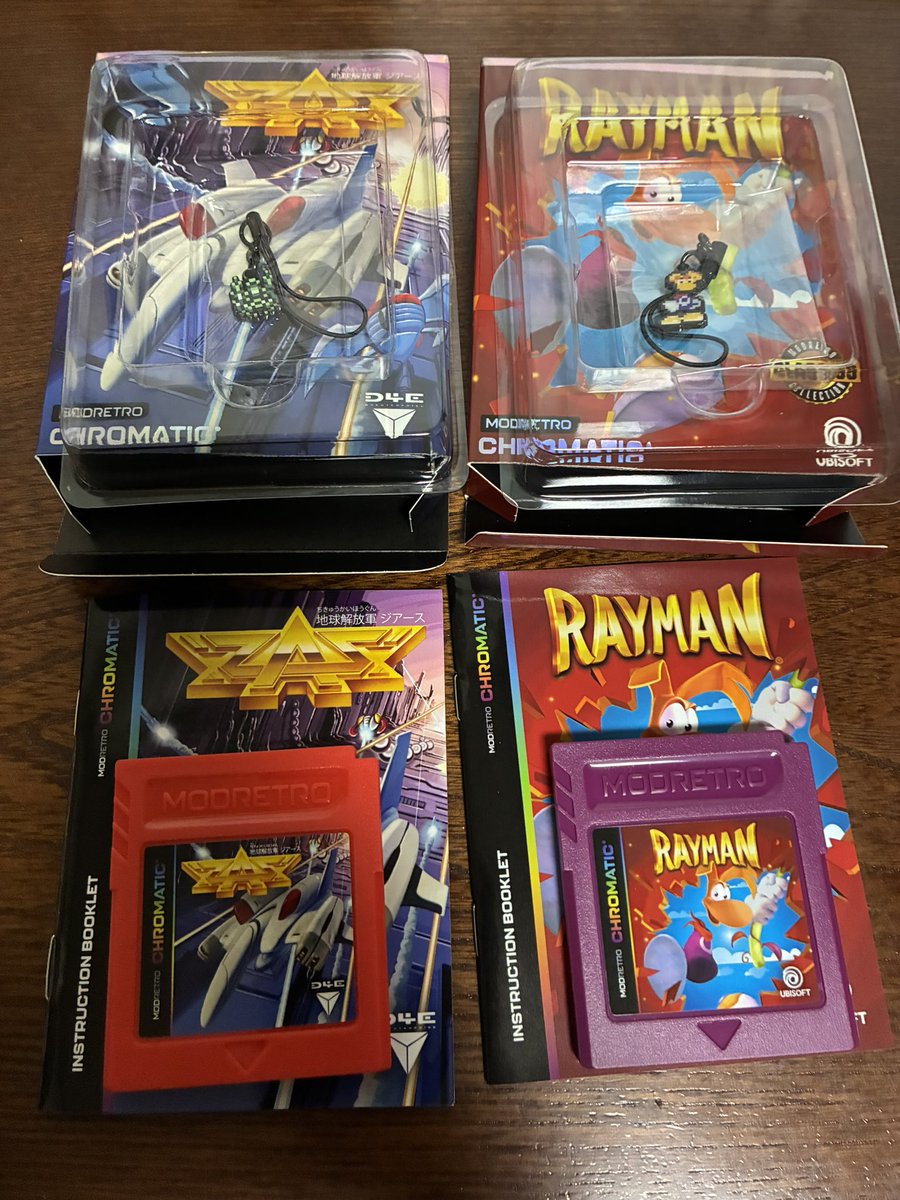 yushiro1976's tweet image. 中身はこんな感じ
地球解放軍ジアースの方は説明書が英語と日本語両方で記載されてます

#ModRetro 
#GB #レトロゲーム