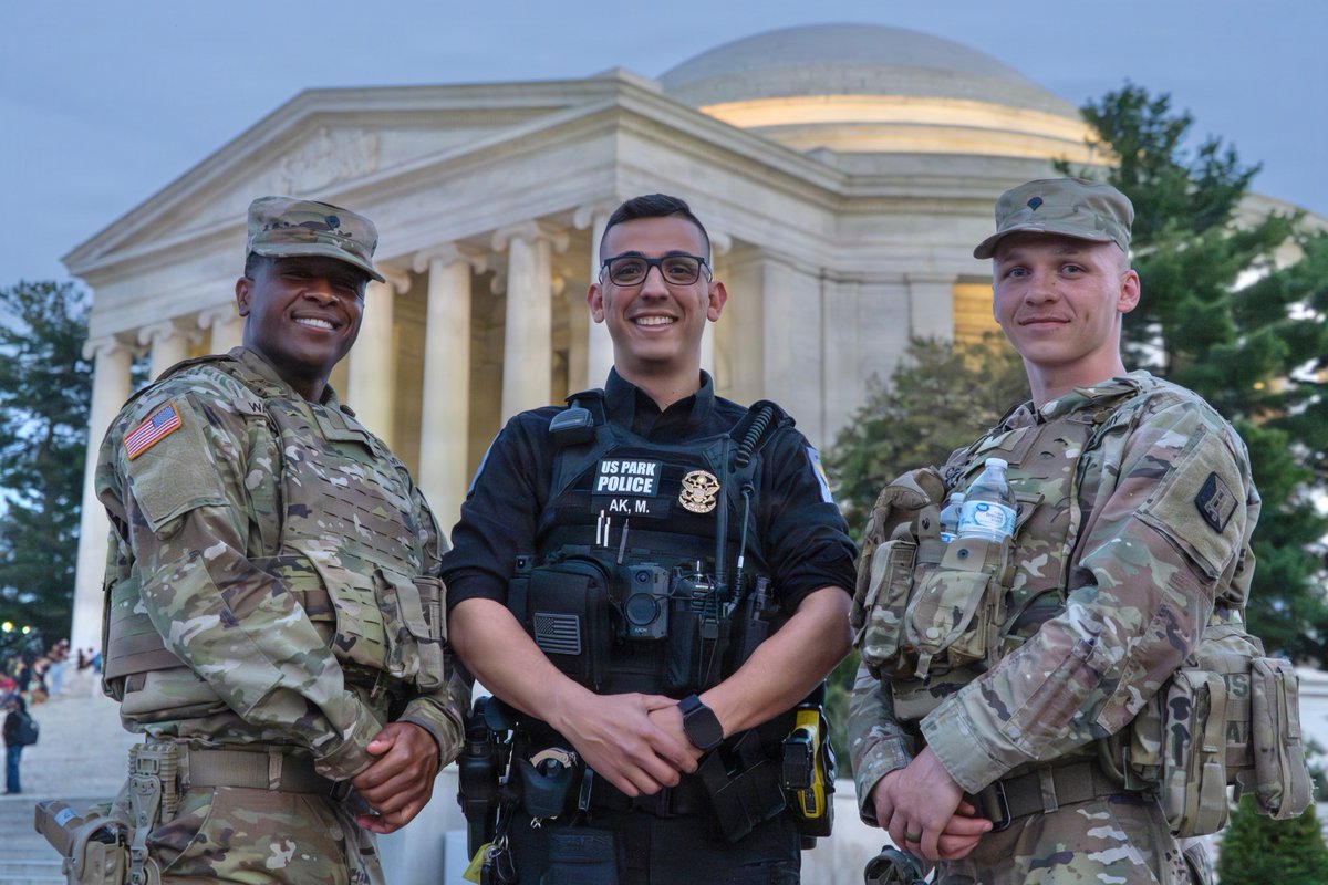 DCGuard1802's tweet image. Committed to enhancing safety, strengthening communities, and improving quality of life across the District — the National Guard stands ready to serve when it matters most. Together, we build a safer, stronger future! #CommunityFirst #Service #DistrictStrong @USNationalGuard