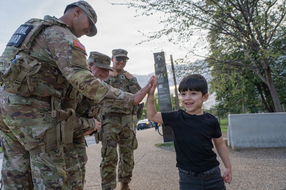 DCGuard1802's tweet image. Committed to enhancing safety, strengthening communities, and improving quality of life across the District — the National Guard stands ready to serve when it matters most. Together, we build a safer, stronger future! #CommunityFirst #Service #DistrictStrong @USNationalGuard