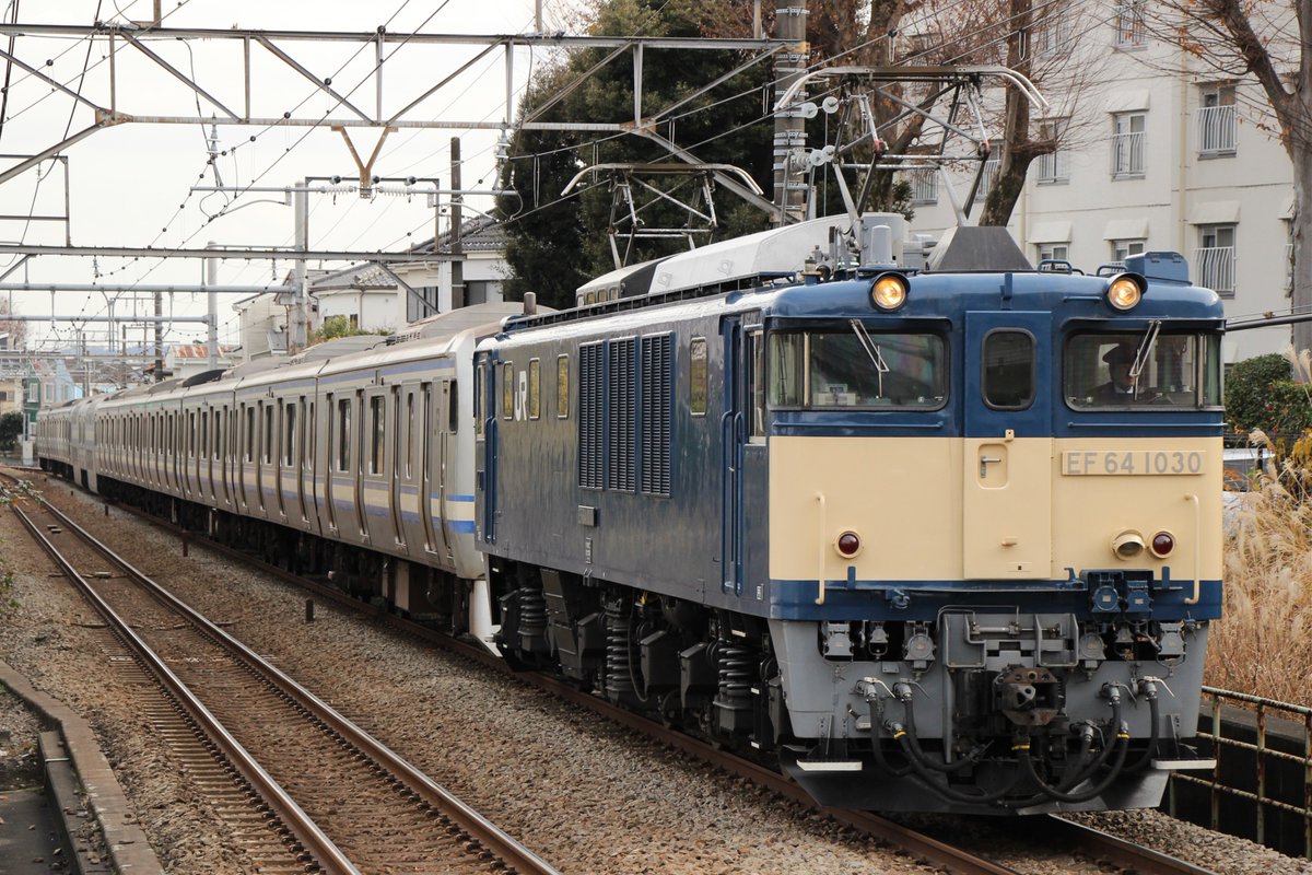 temmabashi's tweet photo. EF64 1030 👋 https://t.co/edNKj0fCXE