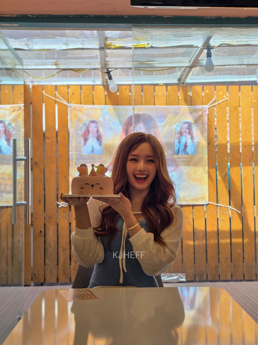 _chiluvr418's tweet photo. today’s happy ellie, happy me ☺️ https://t.co/3qLc1RZI04